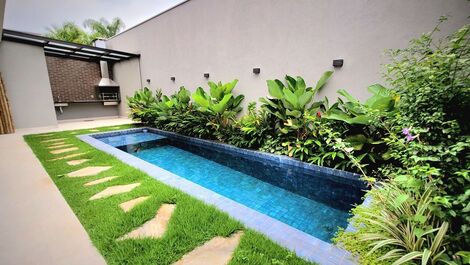 Casa em Condomínio Fechado em Juquehy Disponível para Locação e Venda.