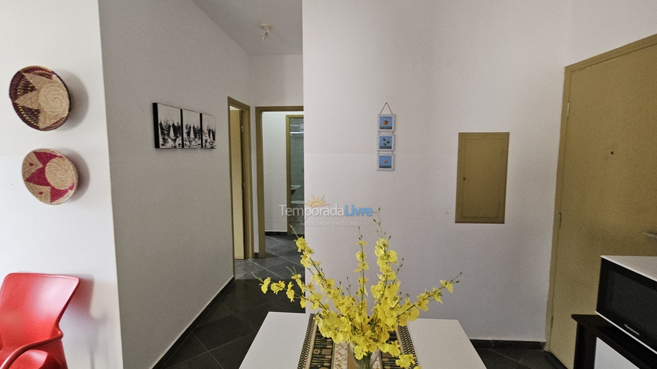 Apartamento para aluguel de temporada em Ubatuba (Praia das Toninhas)