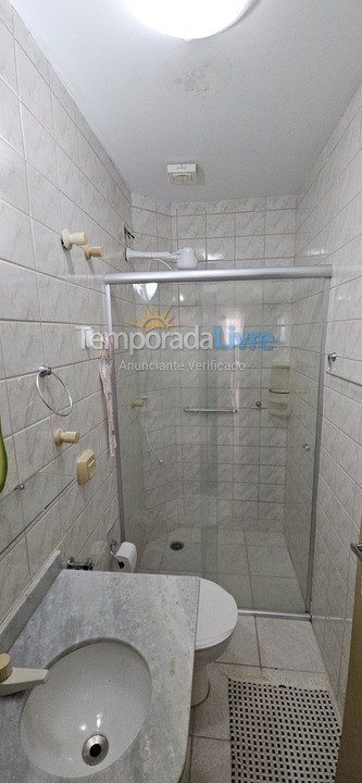 Apartamento para aluguel de temporada em Ubatuba (Praia das Toninhas)