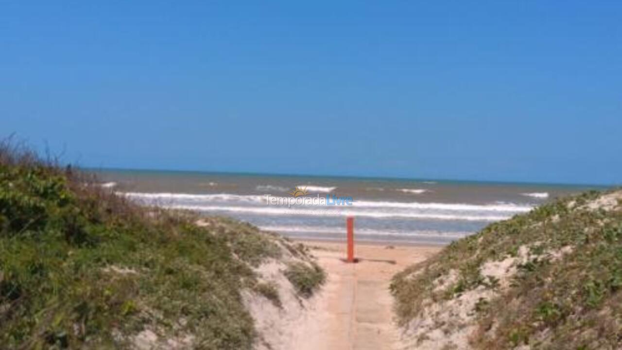 Casa para alquiler de vacaciones em Cabo Frio (Unamar)