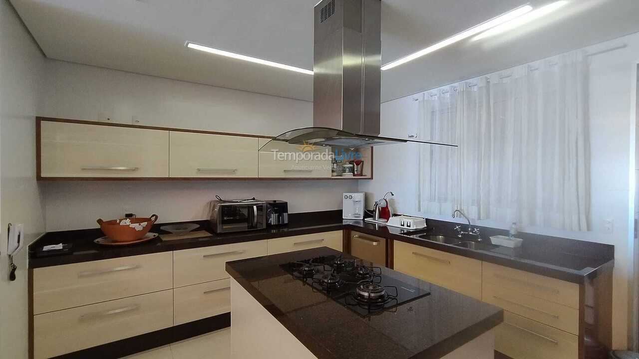 Apartamento para aluguel de temporada em Bertioga (Riviera de São Lourenço)