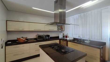 Frontal ao mar 5 suítes - Módulo 7