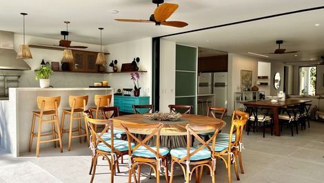 PRAIA DA BALEIA - CONFORT Y SEGURIDAD