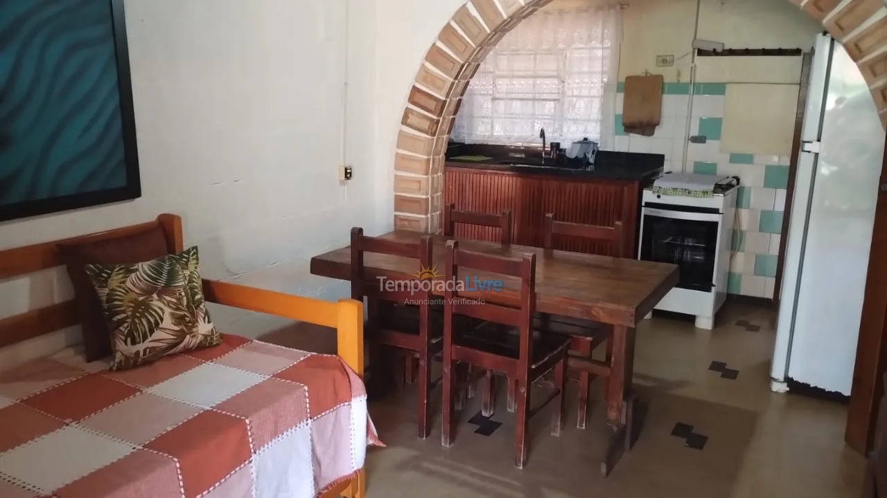 Casa para alquiler de vacaciones em Ubatuba (Enseada)