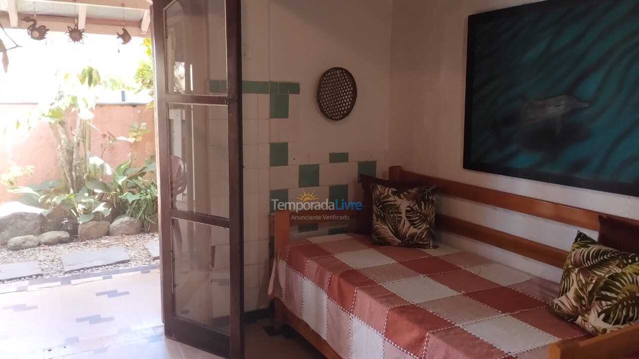 Casa para alquiler de vacaciones em Ubatuba (Enseada)