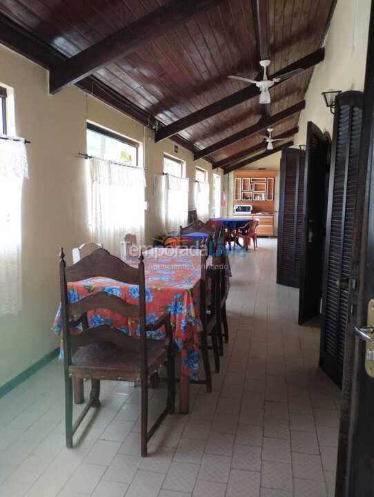 Casa para aluguel de temporada em Ubatuba (Enseada)