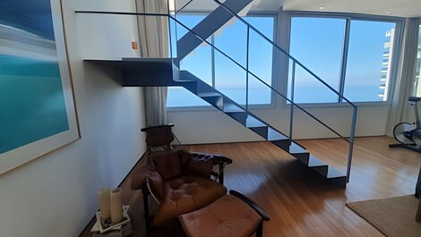 Maravilhosa cobertura com 3 quartos  para alugar em ipanema com vista mar e piscina