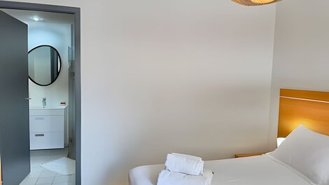 Apartamento com uma suíte para alugar em copacabana, com piscina vista mar no terraço