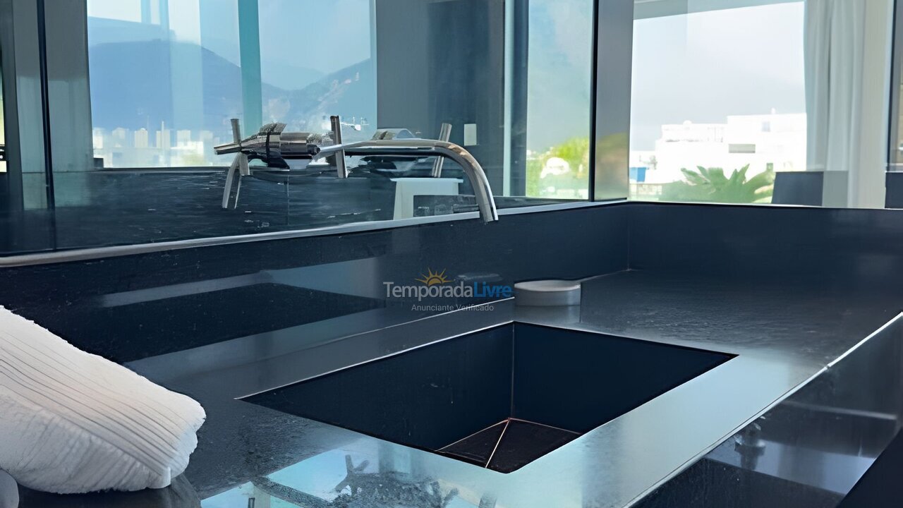 Apartamento para aluguel de temporada em Rio de Janeiro (Copacabana)