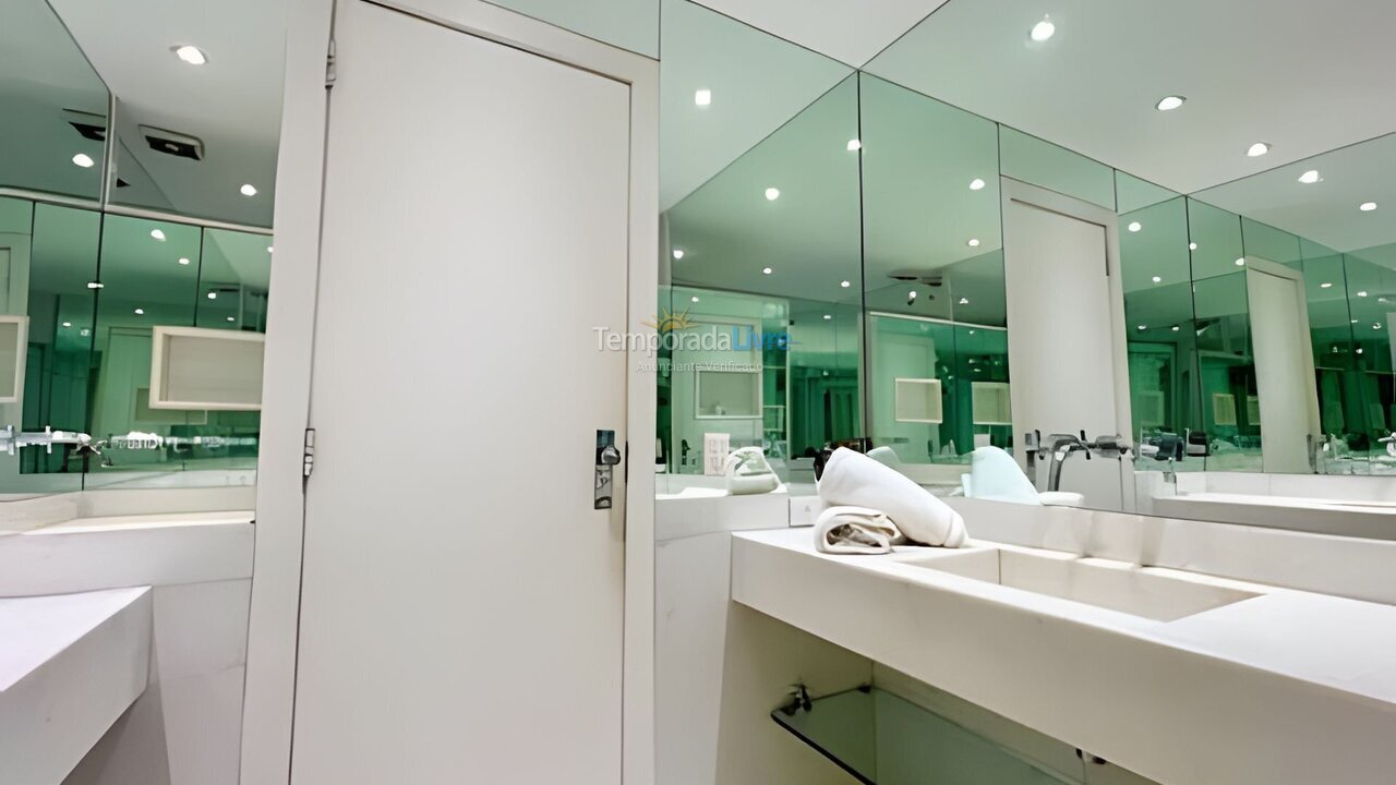 Apartamento para aluguel de temporada em Rio de Janeiro (Copacabana)