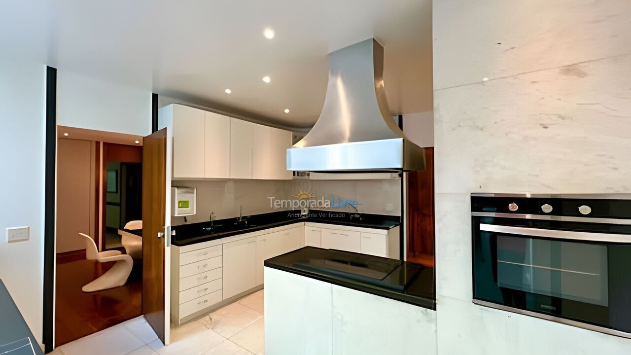 Apartamento para aluguel de temporada em Rio de Janeiro (Copacabana)