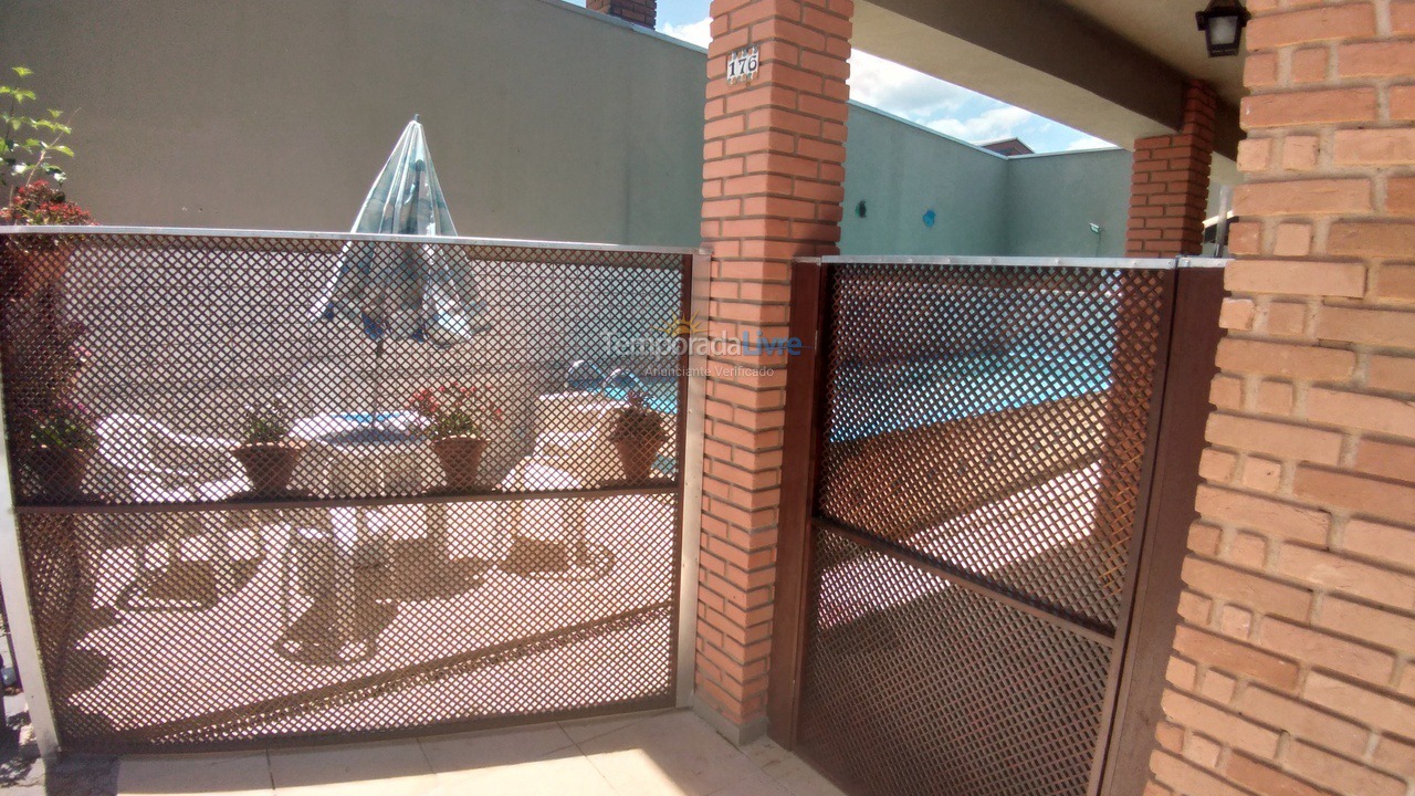 House for vacation rental in Caraguatatuba (Massaguaçu)