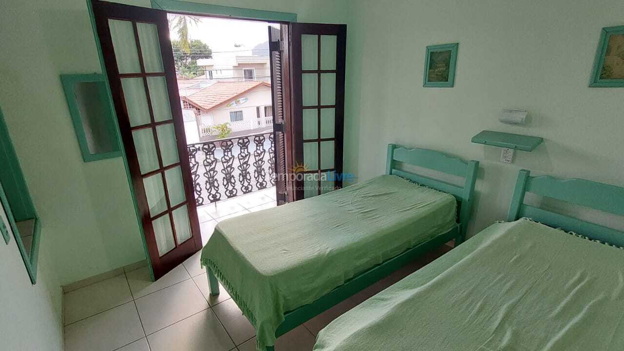 House for vacation rental in Caraguatatuba (Massaguaçu)