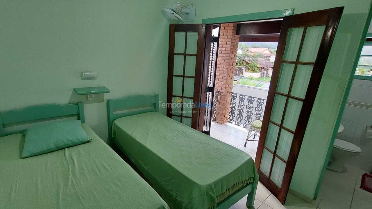 House for vacation rental in Caraguatatuba (Massaguaçu)