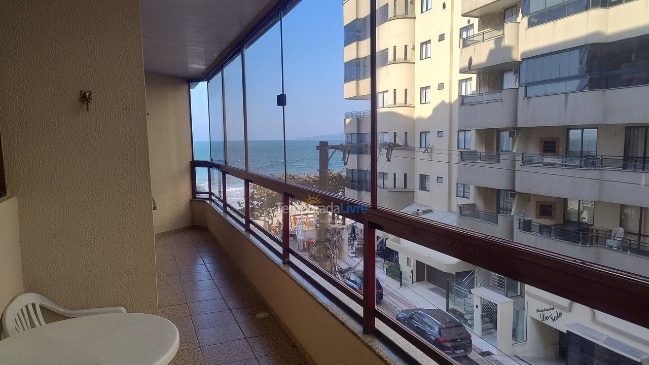 Apartment for vacation rental in Itapema (Meia Praia)