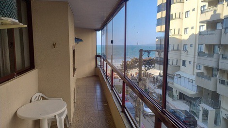 Sacada com churrasqueira