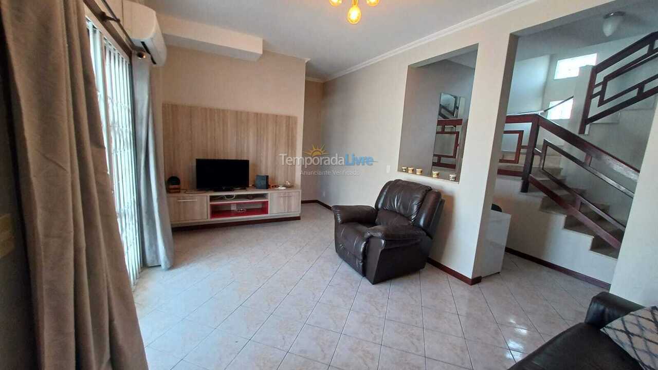 House for vacation rental in Florianopolis (Canasvieiras)