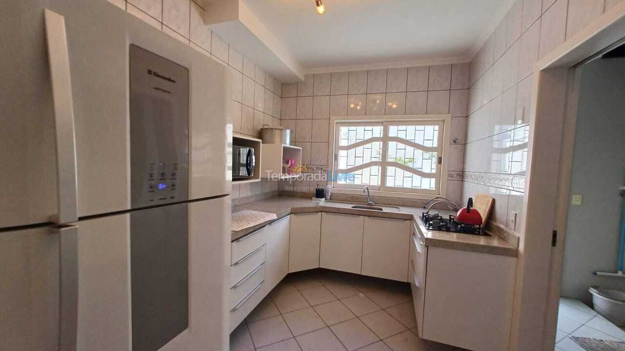 House for vacation rental in Florianopolis (Canasvieiras)