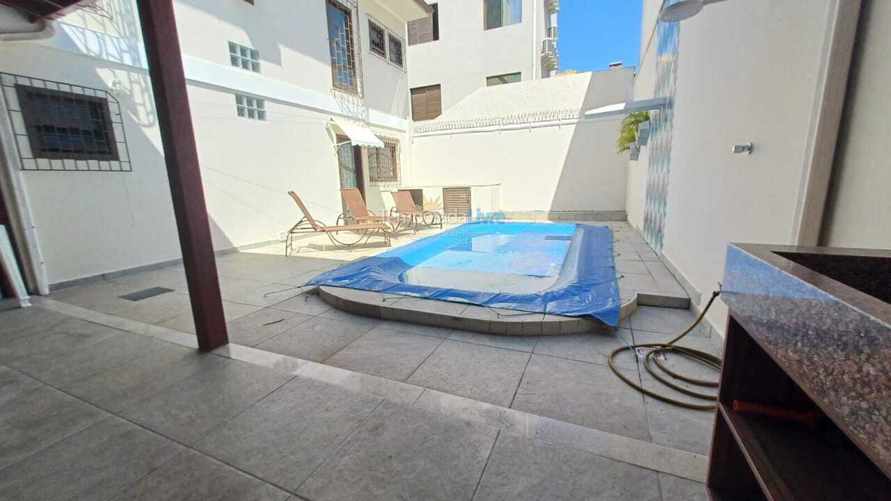 House for vacation rental in Florianopolis (Canasvieiras)
