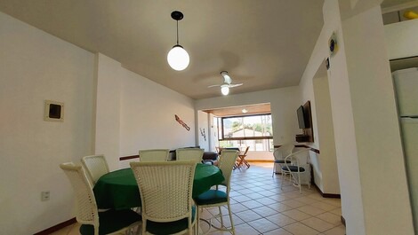 Aluguel Apartamento 02 dormitorios 01 Suite Praia Bombinhas - LA0002