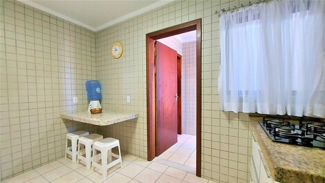 Apartamento de 3 habitaciones. Alquiler con vista al mar en Bombinhas (LA0012)