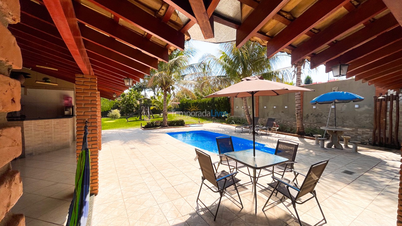 Casa para alquiler de vacaciones em Olímpia (Thermas Dos Laranjais)