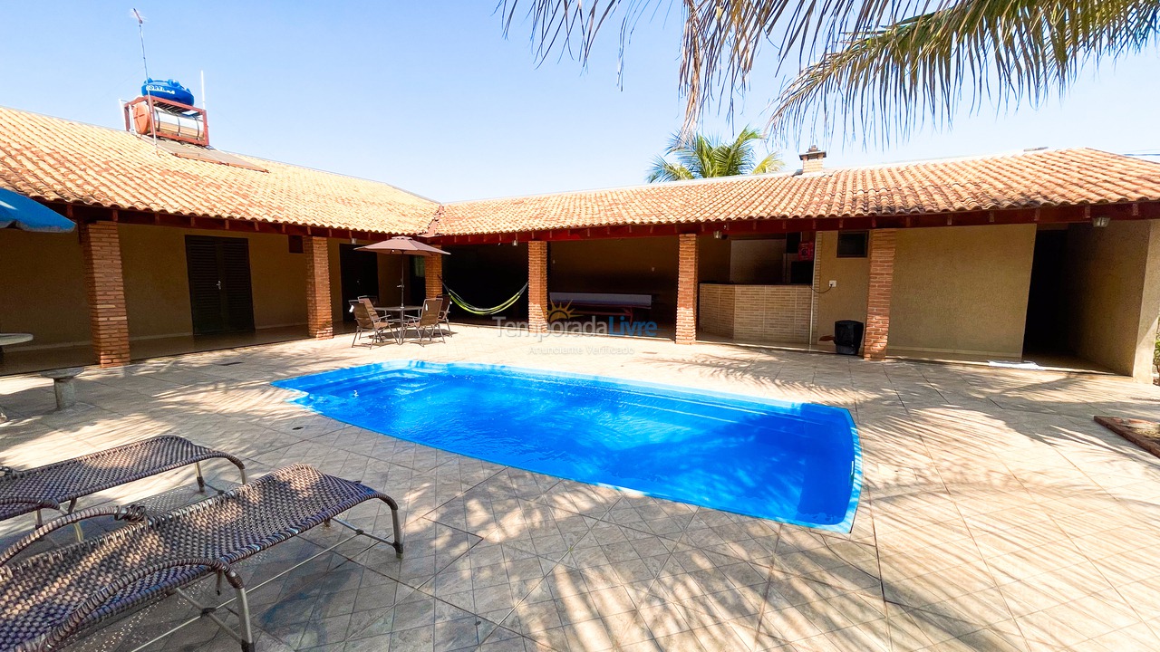 Casa para alquiler de vacaciones em Olímpia (Thermas Dos Laranjais)