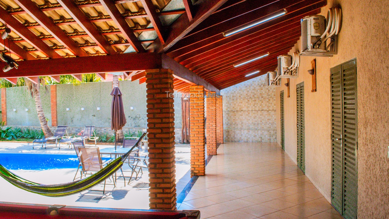 Casa para alquiler de vacaciones em Olímpia (Thermas Dos Laranjais)