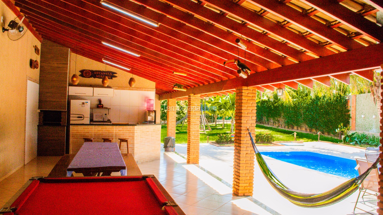 Casa para alquiler de vacaciones em Olímpia (Thermas Dos Laranjais)
