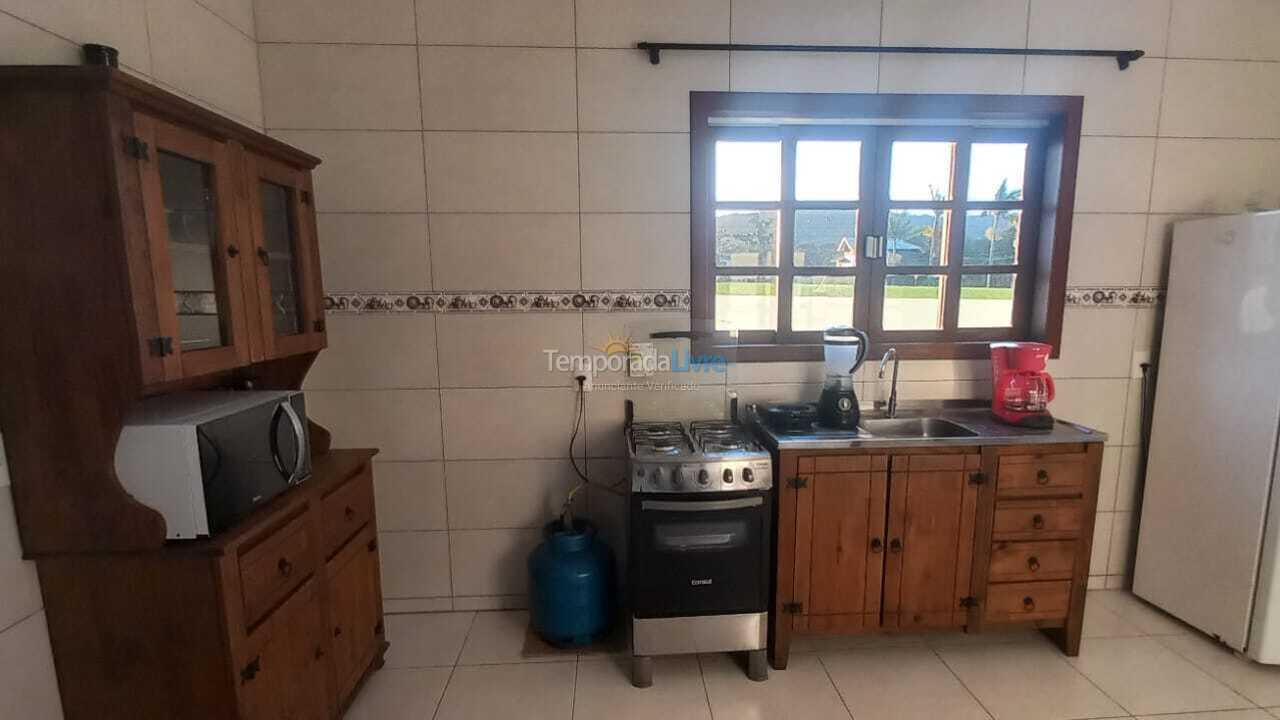 Casa para aluguel de temporada em Bombinhas (Mariscal)