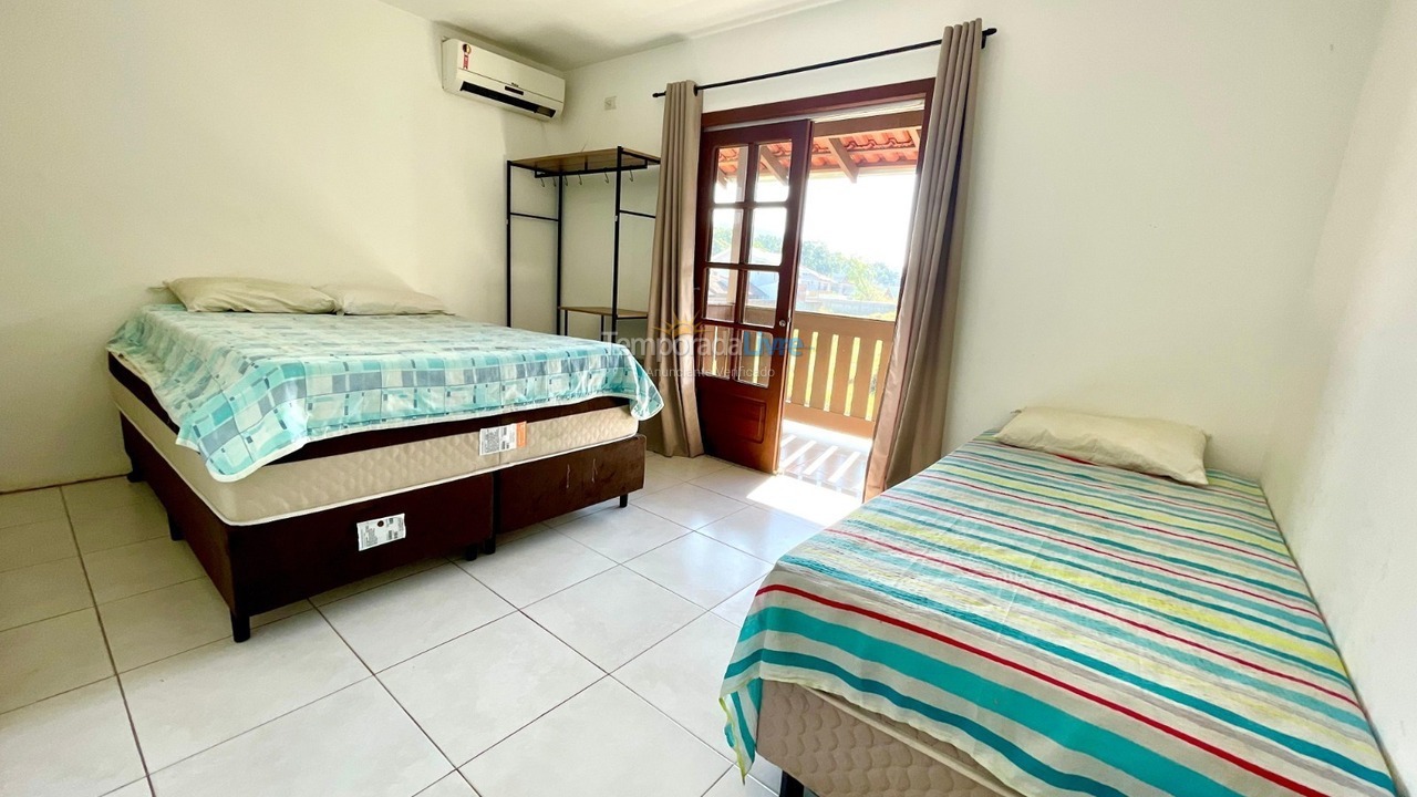 Casa para aluguel de temporada em Bombinhas (Mariscal)