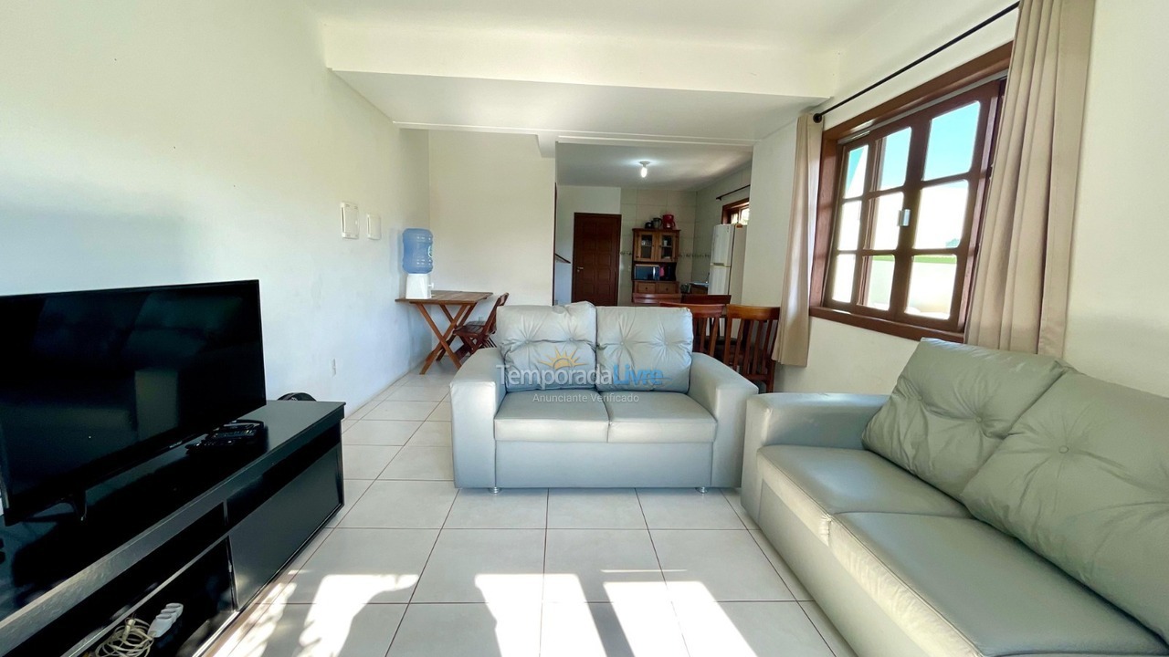 Casa para aluguel de temporada em Bombinhas (Mariscal)