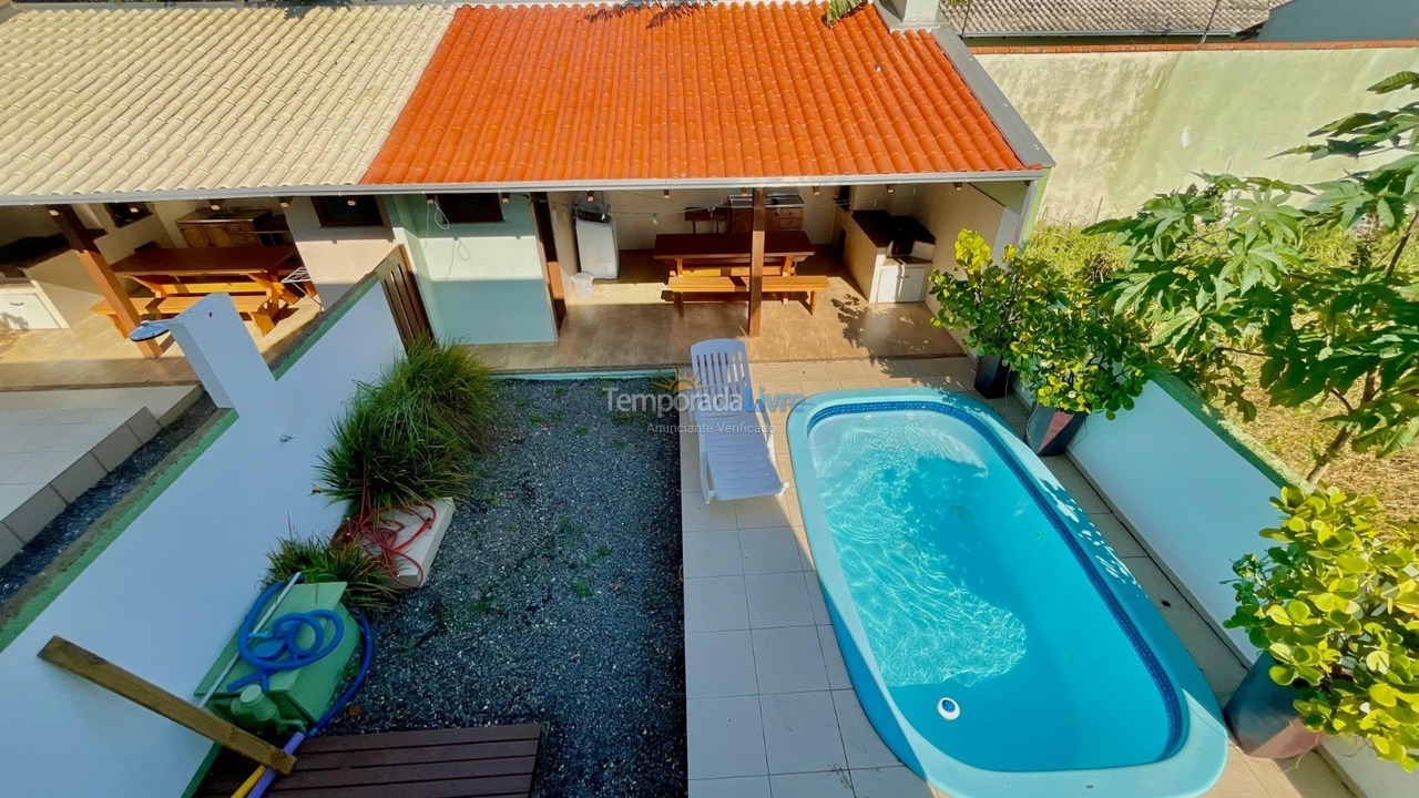 Casa para aluguel de temporada em Bombinhas (Mariscal)