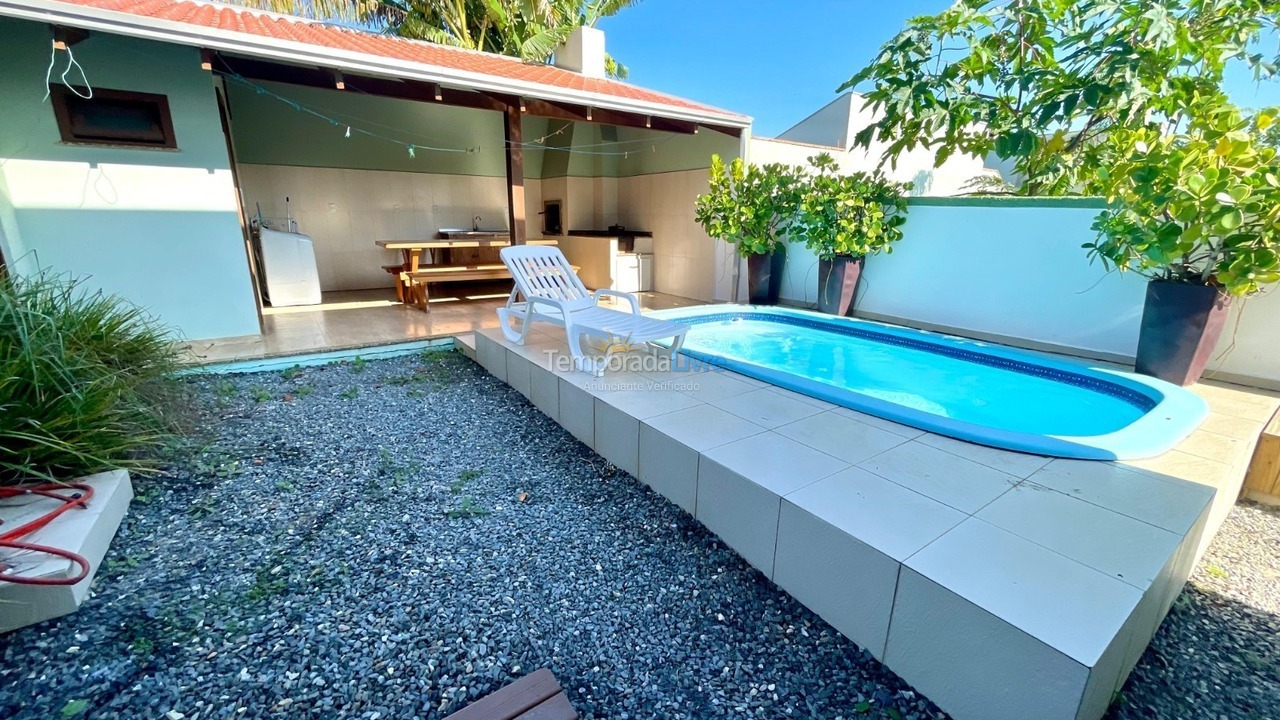 Casa para aluguel de temporada em Bombinhas (Mariscal)