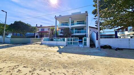 High standard seaside house with 5 bedrooms