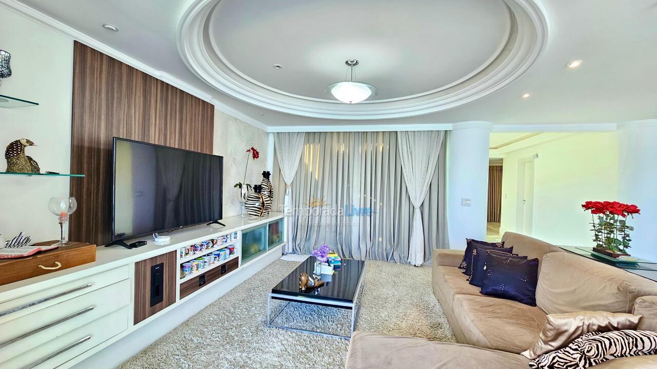 House for vacation rental in Bombinhas (Canto Grande)