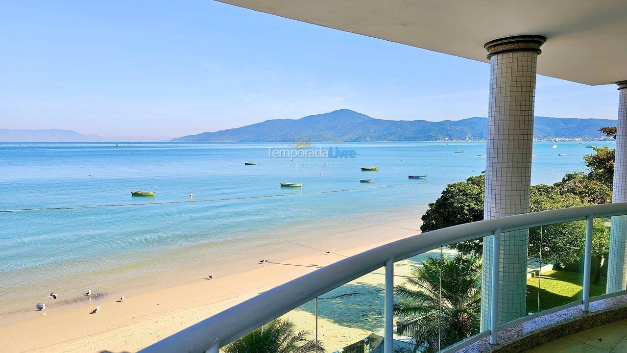 House for vacation rental in Bombinhas (Canto Grande)