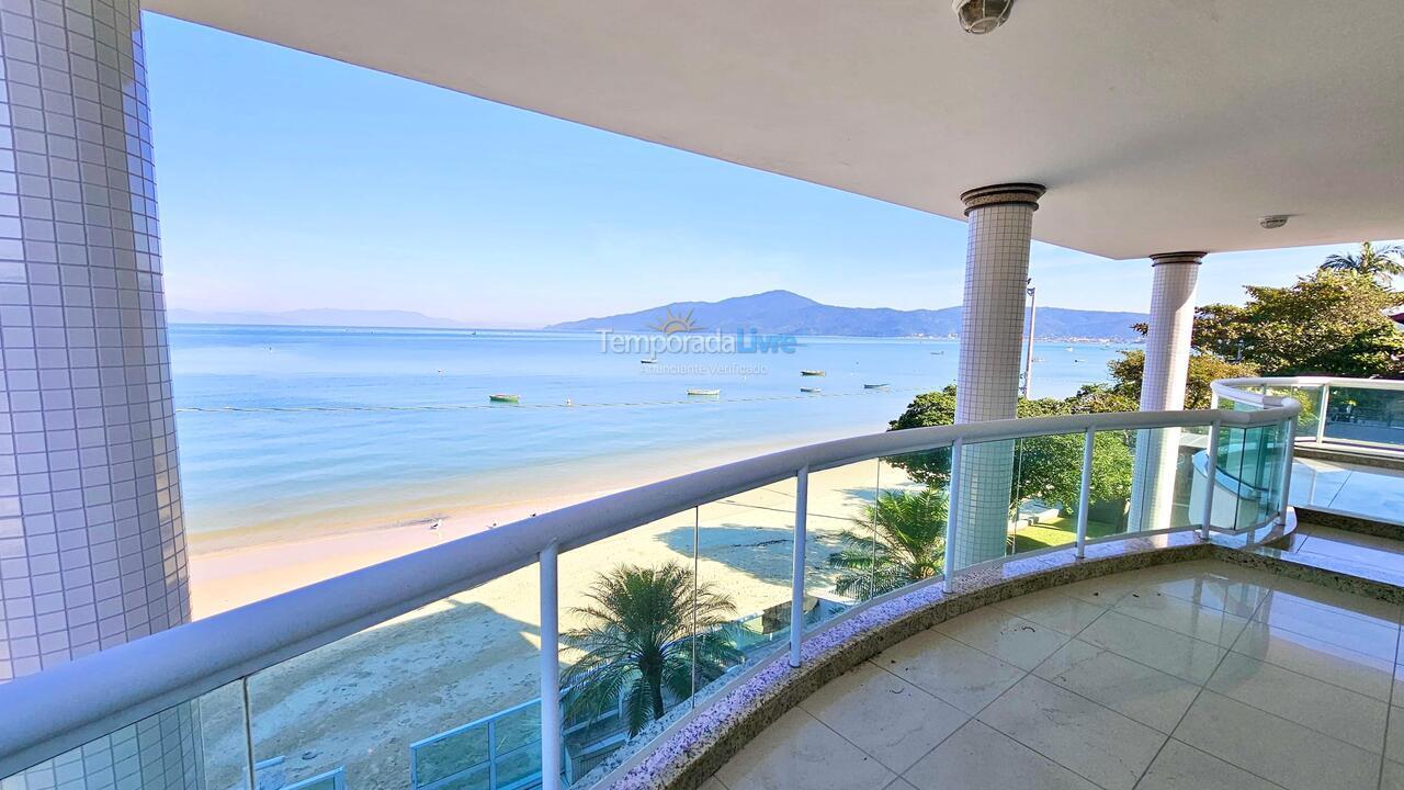 House for vacation rental in Bombinhas (Canto Grande)