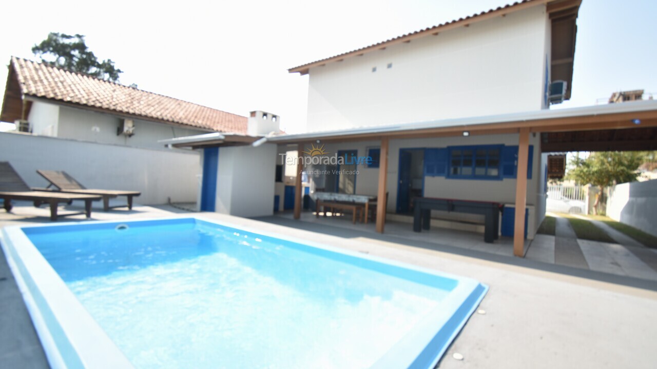 Casa para alquiler de vacaciones em Bombinhas (Canto Grande)