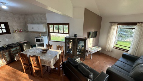 CASA A 100 METROS DEL MAR, UBICACIÓN PRIVILEGIADA PRAIA DA FERRUGEM