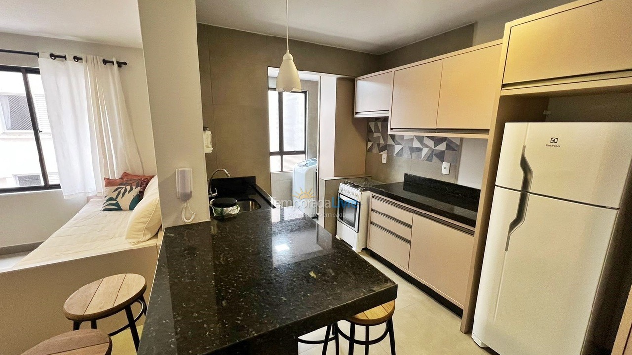 Apartamento para aluguel de temporada em Balneário Camboriú (Praia Central)