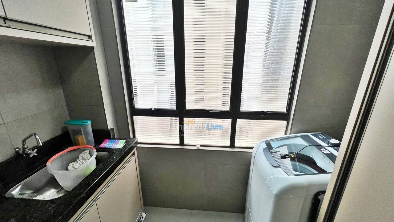 Apartamento para aluguel de temporada em Balneário Camboriú (Praia Central)