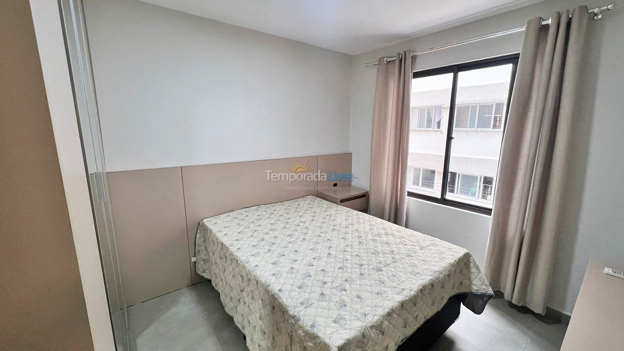 Apartamento para aluguel de temporada em Balneário Camboriú (Praia Central)