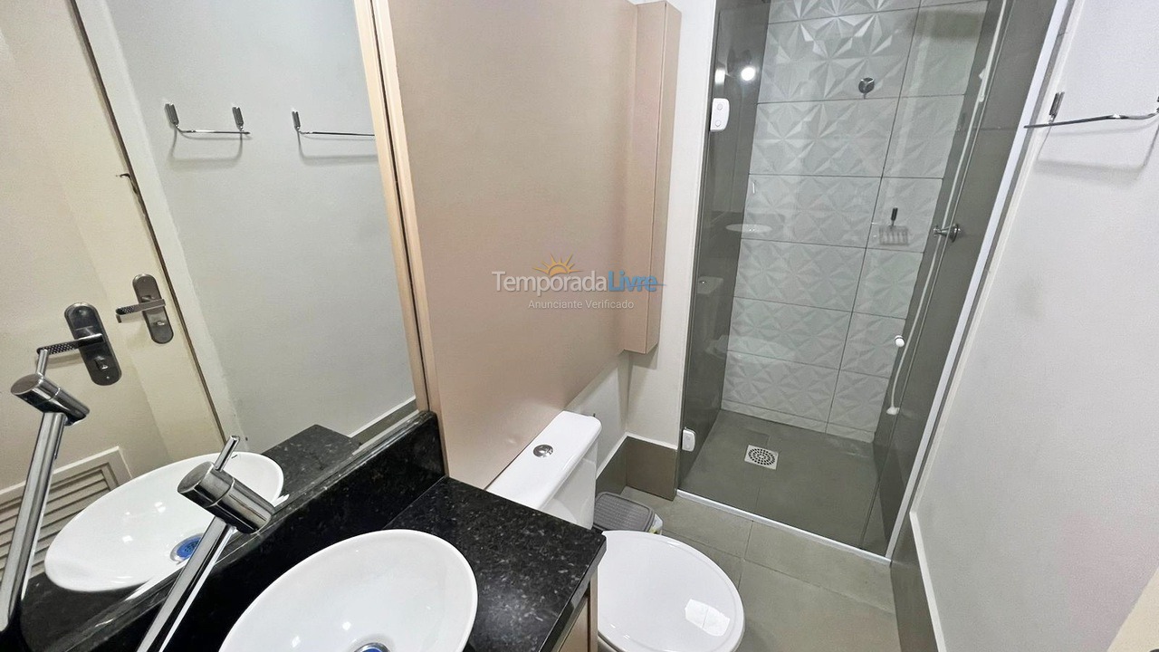 Apartamento para aluguel de temporada em Balneário Camboriú (Praia Central)