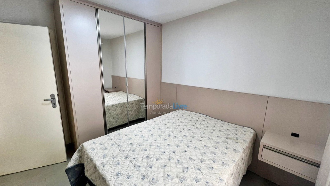 Apartamento para aluguel de temporada em Balneário Camboriú (Praia Central)