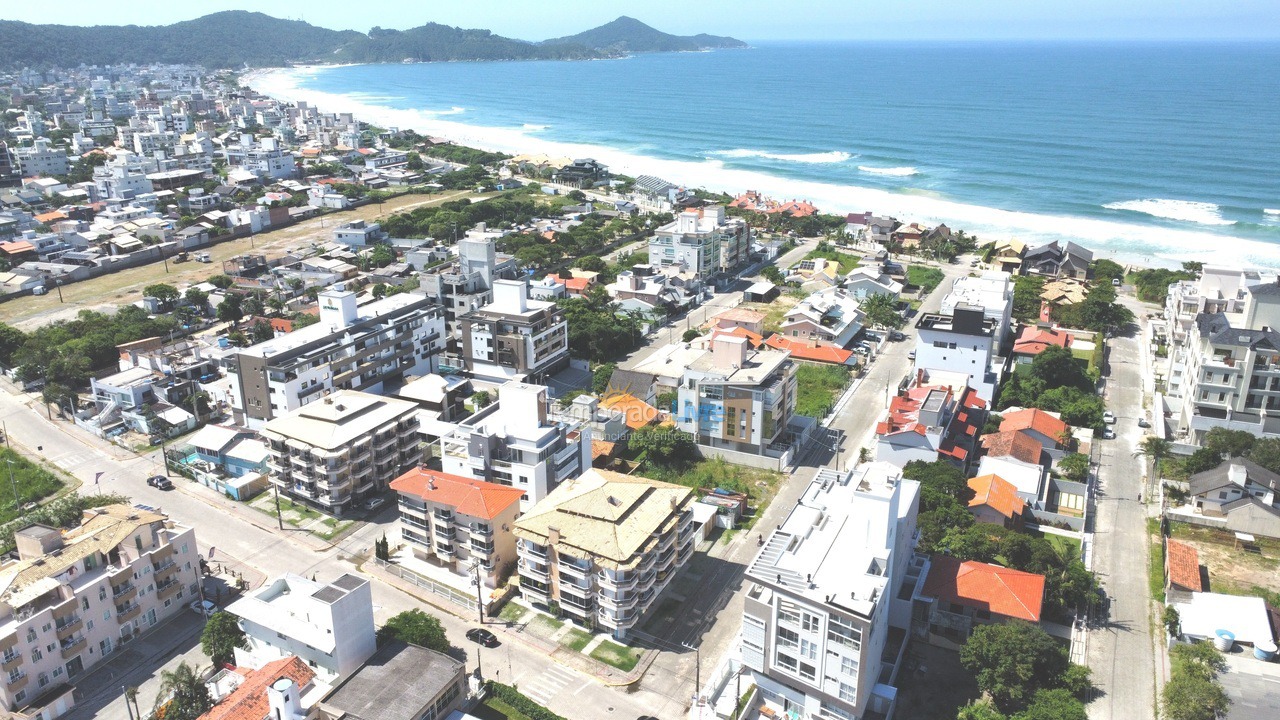 Apartamento para aluguel de temporada em Bombinhas (Canto Grande)