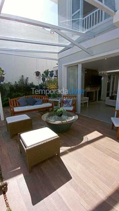 Casa para alquiler de vacaciones em São Sebastião (Juquehy)