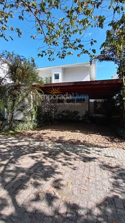 Casa para alquiler de vacaciones em São Sebastião (Juquehy)