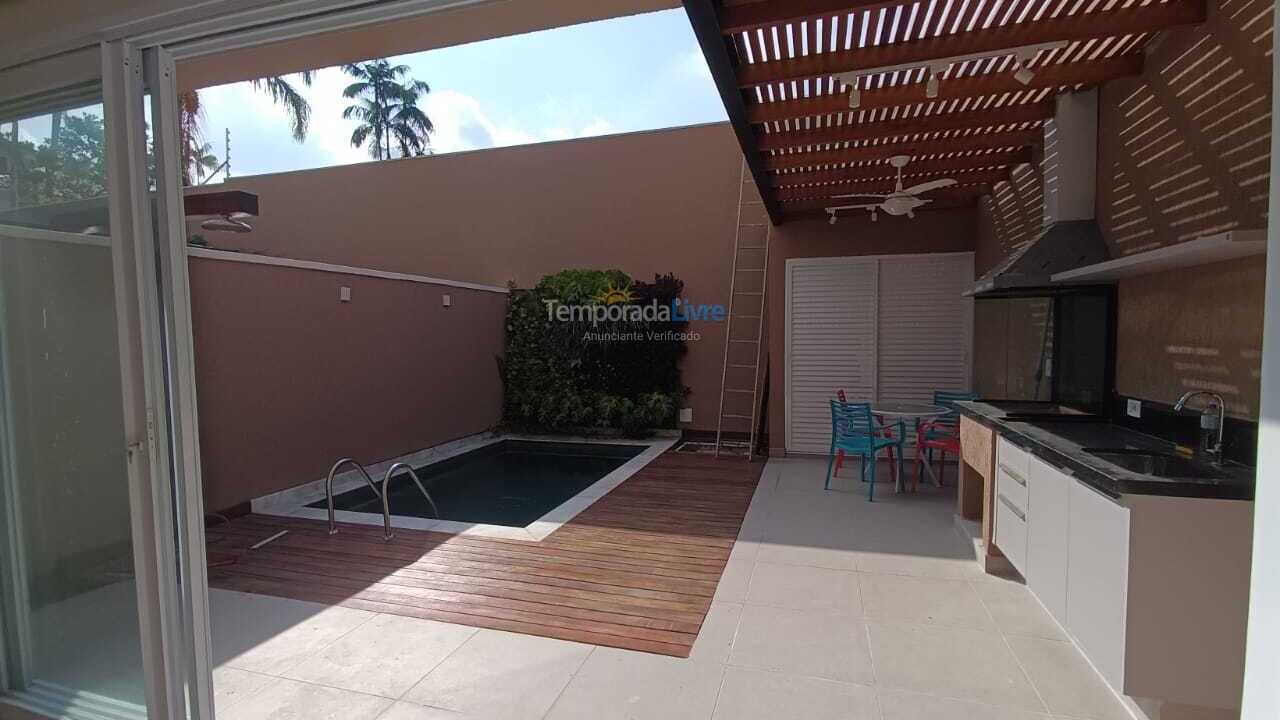 Casa para aluguel de temporada em São Sebastião (Juquehy)