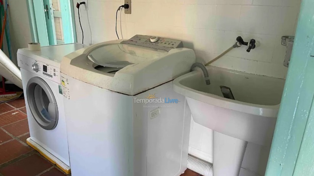 Casa para aluguel de temporada em Florianopolis (Praia dos Ingleses)